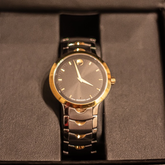 MOVADO WATCH (IN BOX) - Picture 1 of 7